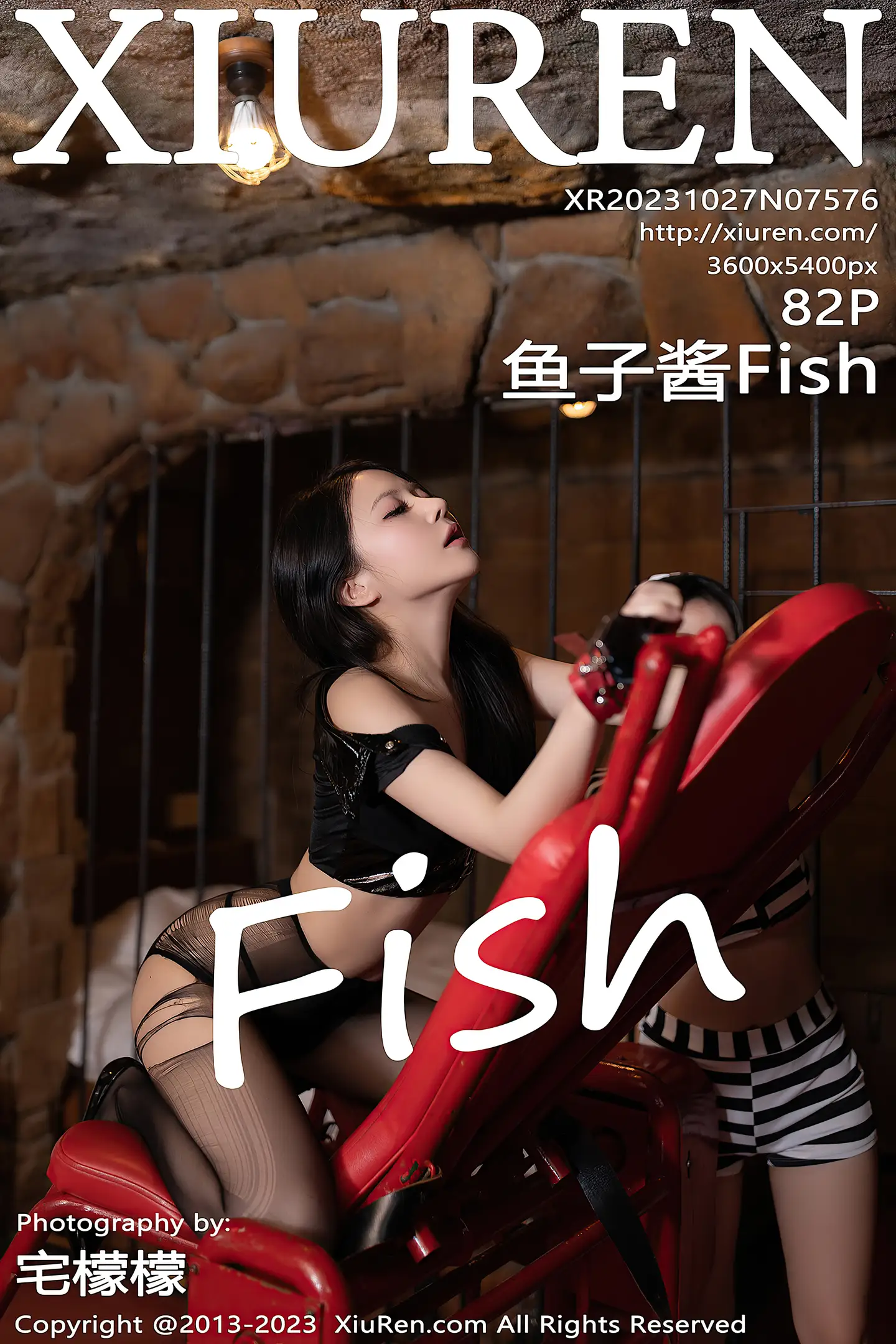 [XiuRen秀人网]No.7576_模特鱼子酱Fish性感黑色服饰配超薄破烂黑丝秀曼妙身姿诱惑写真84P-秀人网 - XiuRen.Xyz